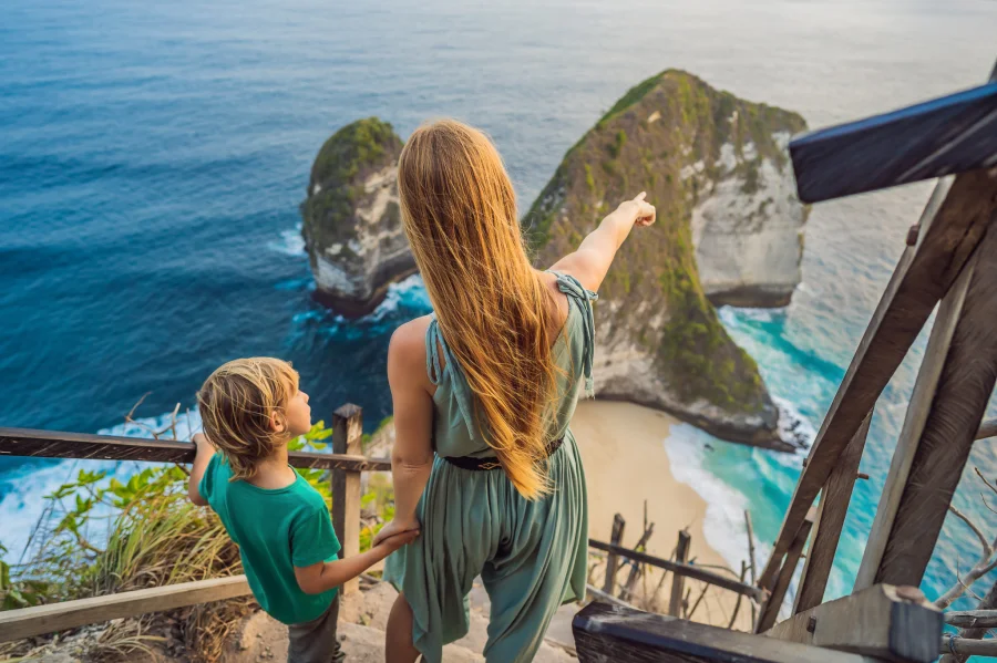 🌴 Nusa Penida Travel Guide for Every Traveler (Couples, Solo & Family)