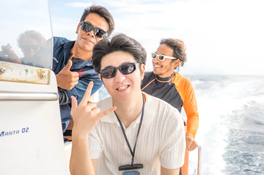 From Bali: Private Boat Nusa Penida 3-Spots Manta Snorkeling Gallery Image 3