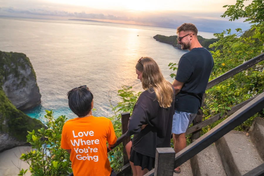 Nusa Penida: East to West — Sunset at Kelingking Gallery Image 3