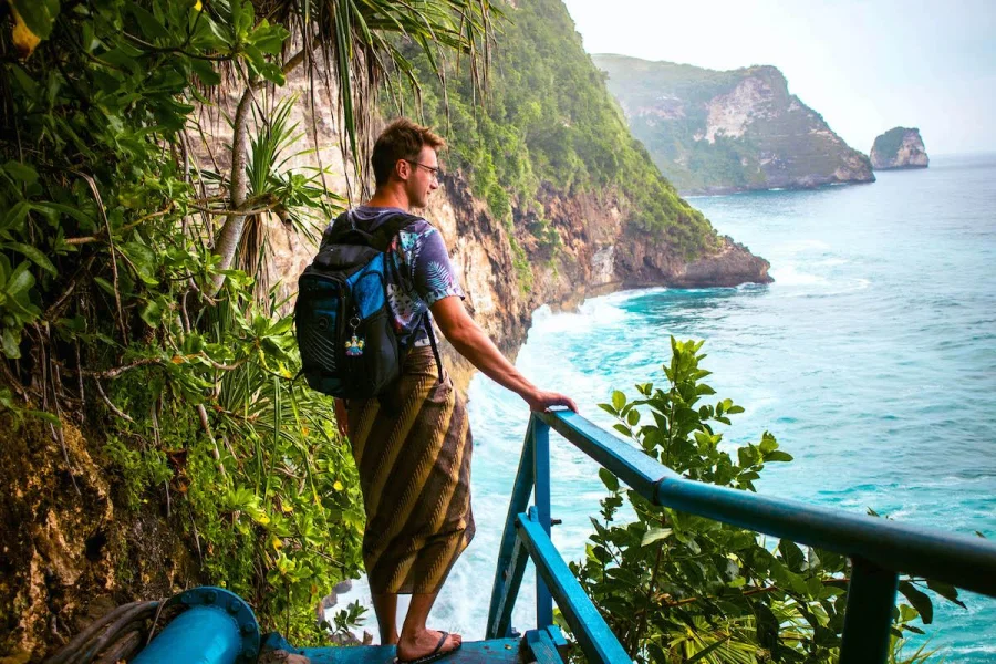 Nusa Penida: Exploring Waterfalls, Jungle Pool & Cave Temple Gallery Image 4