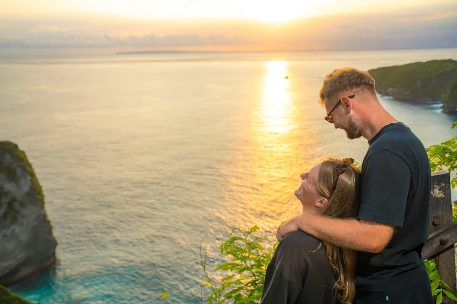 Nusa Penida: East to West — Sunset at Kelingking