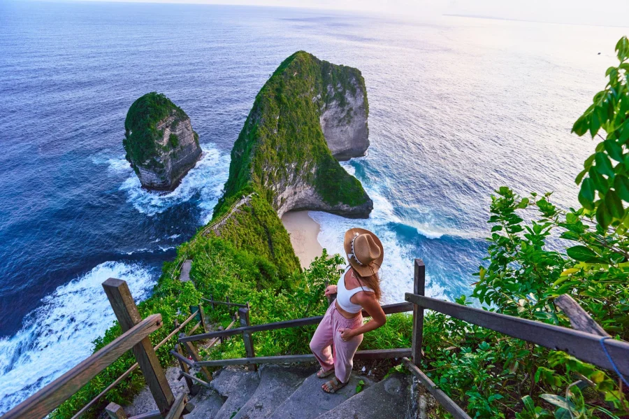 🌅 Best Things to Do in West Nusa Penida (Complete Travel Guide)